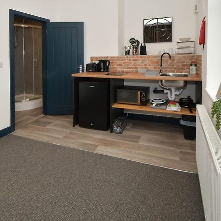 Stay At Shobnall Road Rooms And Studios Burton Екстер'єр фото