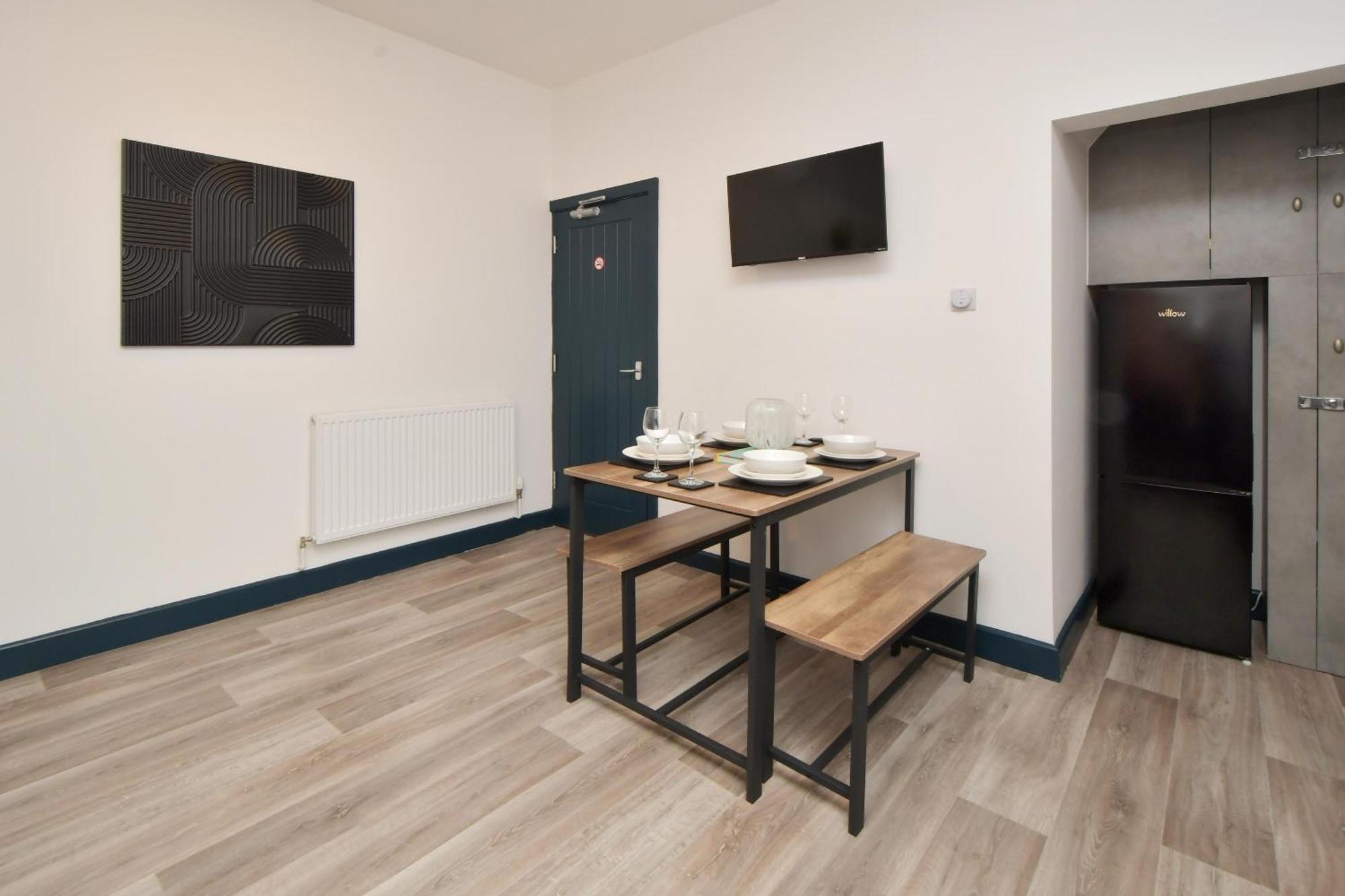 Stay At Shobnall Road Rooms And Studios Burton Екстер'єр фото
