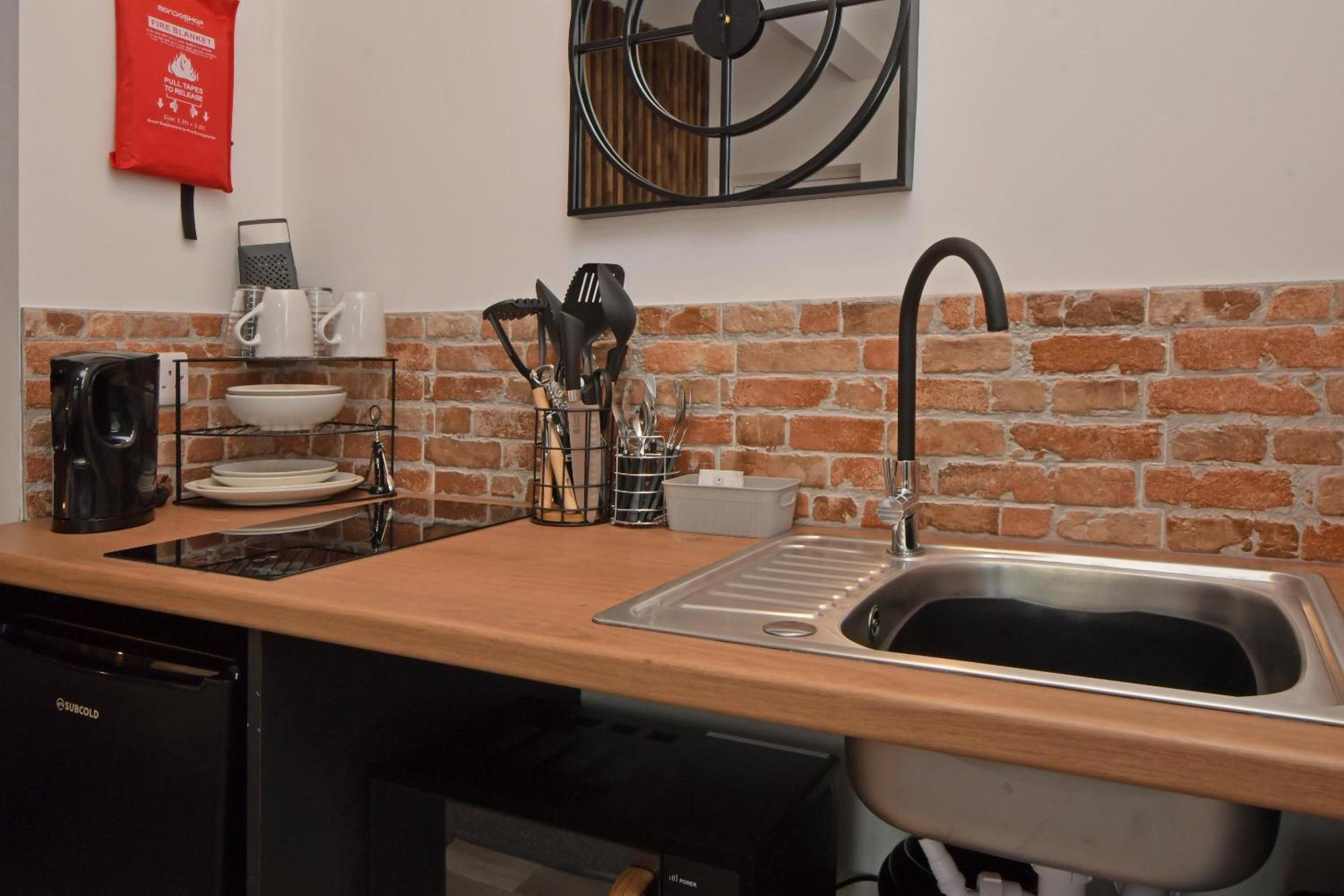 Stay At Shobnall Road Rooms And Studios Burton Екстер'єр фото